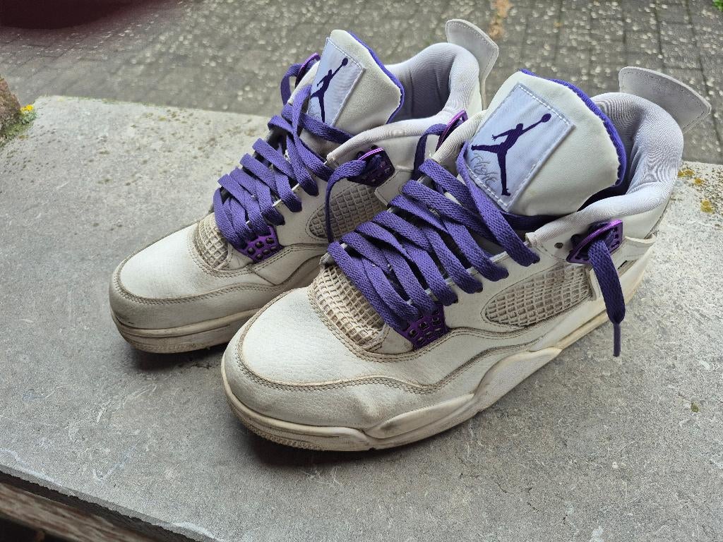 Nike Air Jordan 4 violet métallisé rétro taille 44,5, Autres couleurs, Nike, Enlèvement, Porté