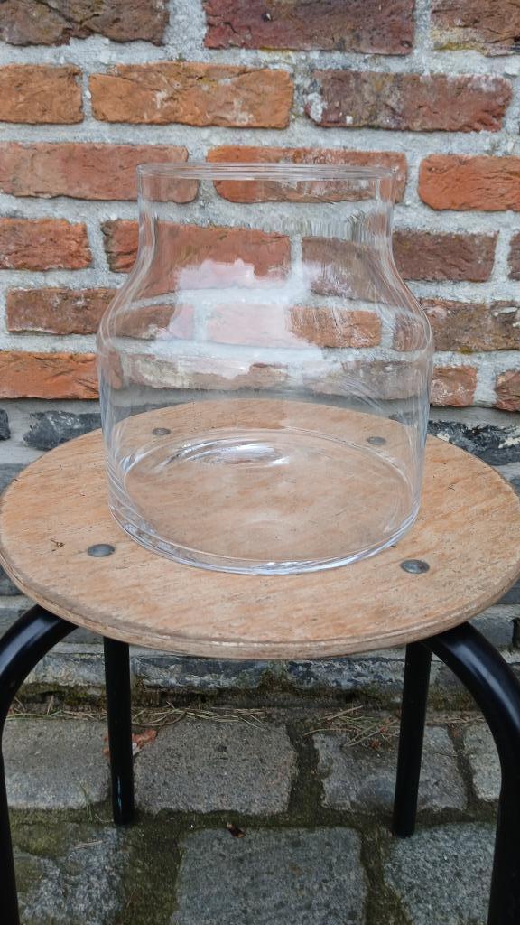 mooie vaas, bloempot, glas,Hoogte 18cm.,doormeter 12,5cm., Tuin en Terras, Ophalen, Zo goed als nieuw