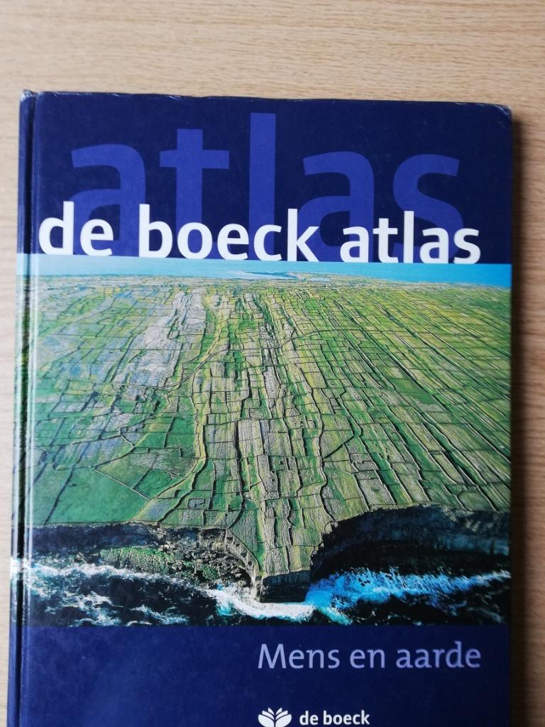 Atlas de Boeck Mens en Aarde, Ophalen of Verzenden, Gelezen, Overige atlassen