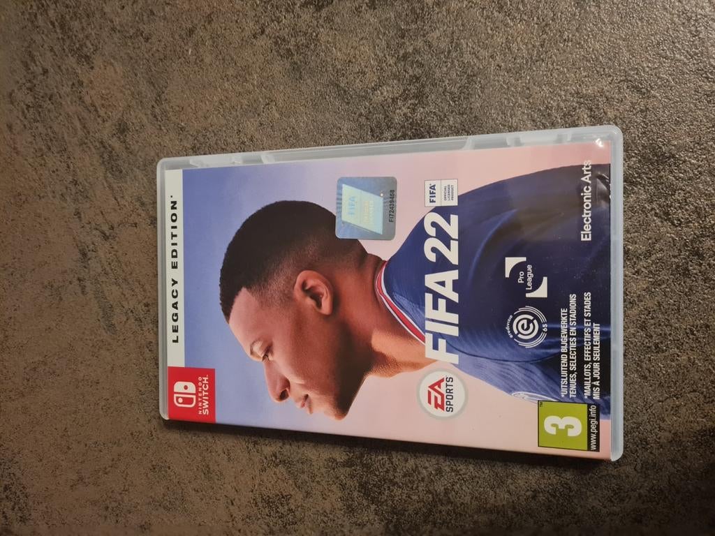 FIFA 22 Legacy Edition, Games en Spelcomputers, Games | Nintendo Switch, Zo goed als nieuw, Sport, Vanaf 3 jaar, Online, Ophalen of Verzenden