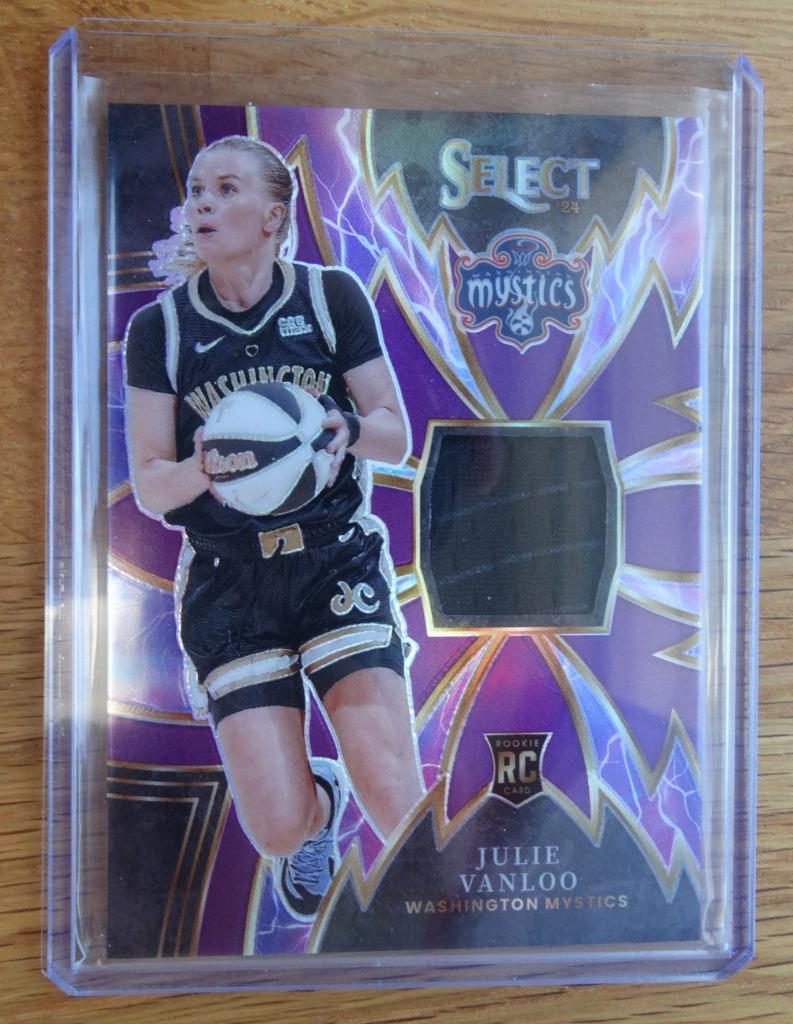 Patch en jersey Julie Vanloo '24 SELECT - Prizm/Refractor#28, Envoi, Neuf, Autres types
