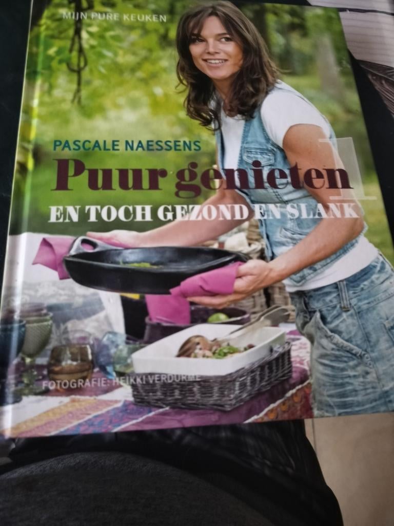 Pascale Naessens - Puur genieten en toch gezond en slank, Enlèvement, Comme neuf, Pascale Naessens
