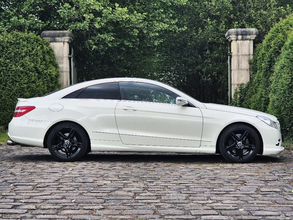Mercedes E250 AMG-Pack Edition 1 Panodak, Auto's, Automaat, Achterwielaandrijving, 4 cilinders, Wit