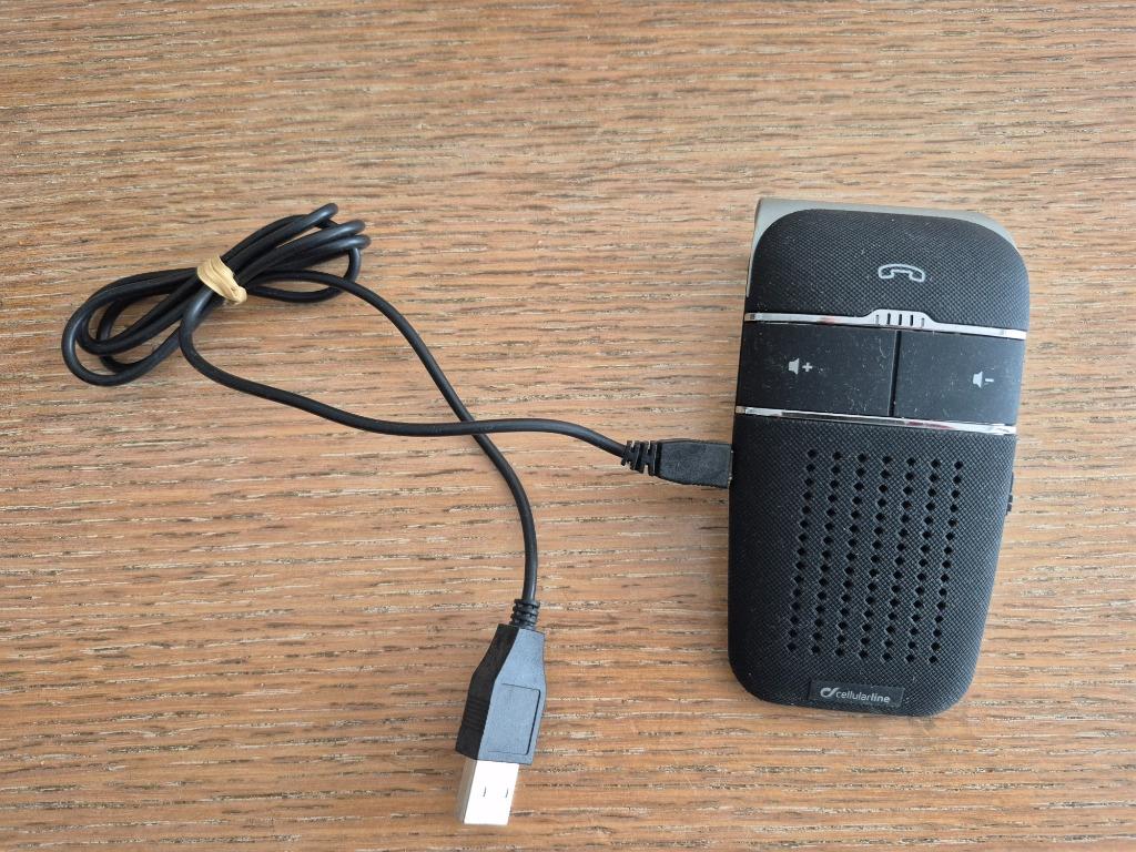 BTCARSPKK Universeel Bluetooth Zwart luidspreker telefoon, Ophalen of Verzenden, Zo goed als nieuw