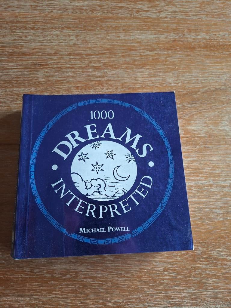 Book 1000 Dreams interpreted, Livres, Ésotérisme & Spiritualité, Enlèvement ou Envoi, Utilisé, Autres sujets/thèmes