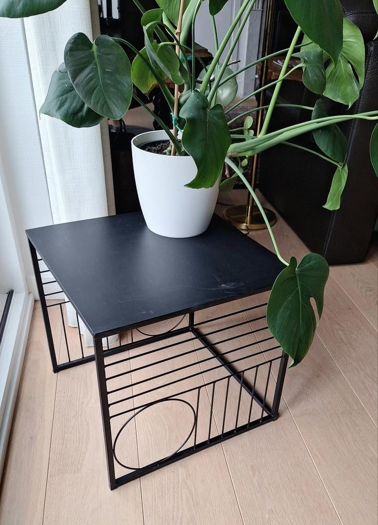 Zwart design bijzettafeltje, Huis en Inrichting, Tafels | Salontafels, Ophalen, Minder dan 50 cm, Vierkant, Minder dan 50 cm