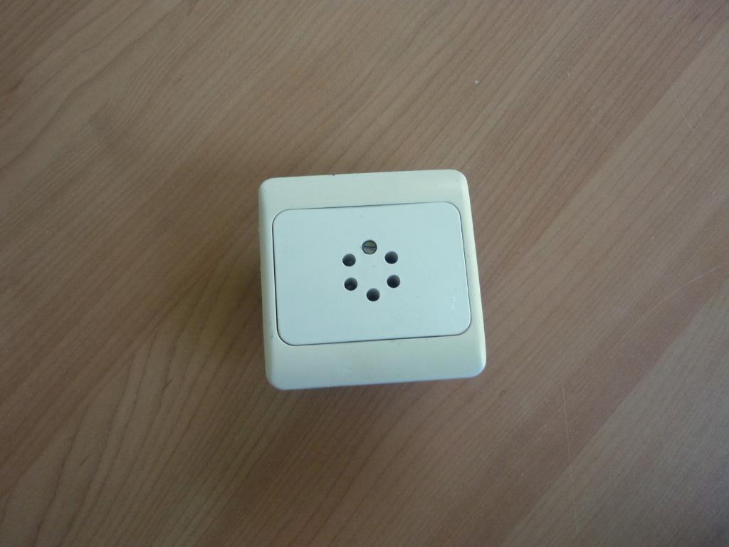 Gratis Telefoonstopcontact inbouw telefooncontactdoos, Doe-het-zelf en Bouw, Elektriciteit en Kabels, Ophalen of Verzenden