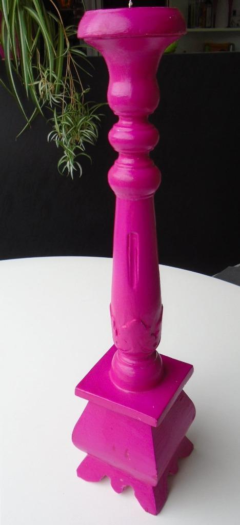 HOUTEN HANDGEMAAKTE KANDELAAR FUCHSIA 45 CM NIEUW, Neuf, Autres couleurs, Bois, Chandelier