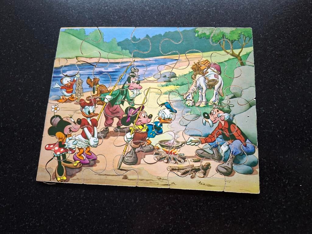 Houten puzzel disney mickey mouse, 10 tot 50 stukjes, Ophalen of Verzenden, Zo goed als nieuw, Van hout