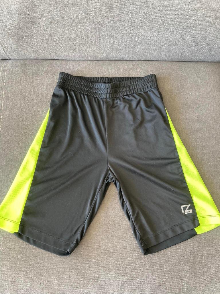 Short maat 146/152 zo goed als nieuw, Ophalen of Verzenden, Zo goed als nieuw, Jongen, Sport- of Zwemkleding