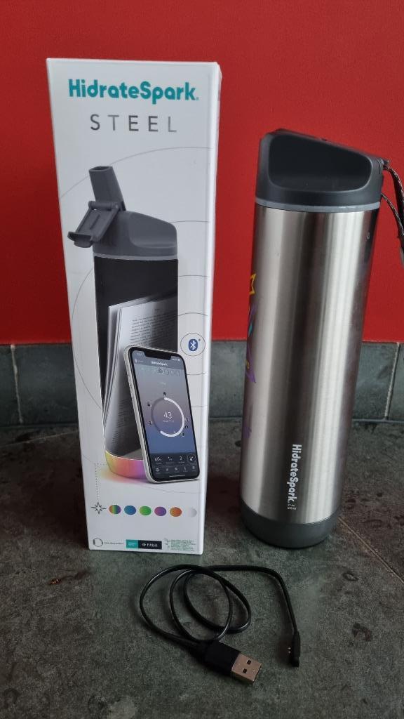 HidrateSpark smart water bottle 620ml, Ophalen of Verzenden, Zo goed als nieuw