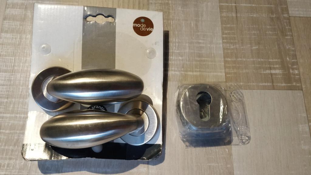 Nieuwe deurklink, Doe-het-zelf en Bouw, Ophalen of Verzenden, Zo goed als nieuw, Overige materialen, Klink of Kruk
