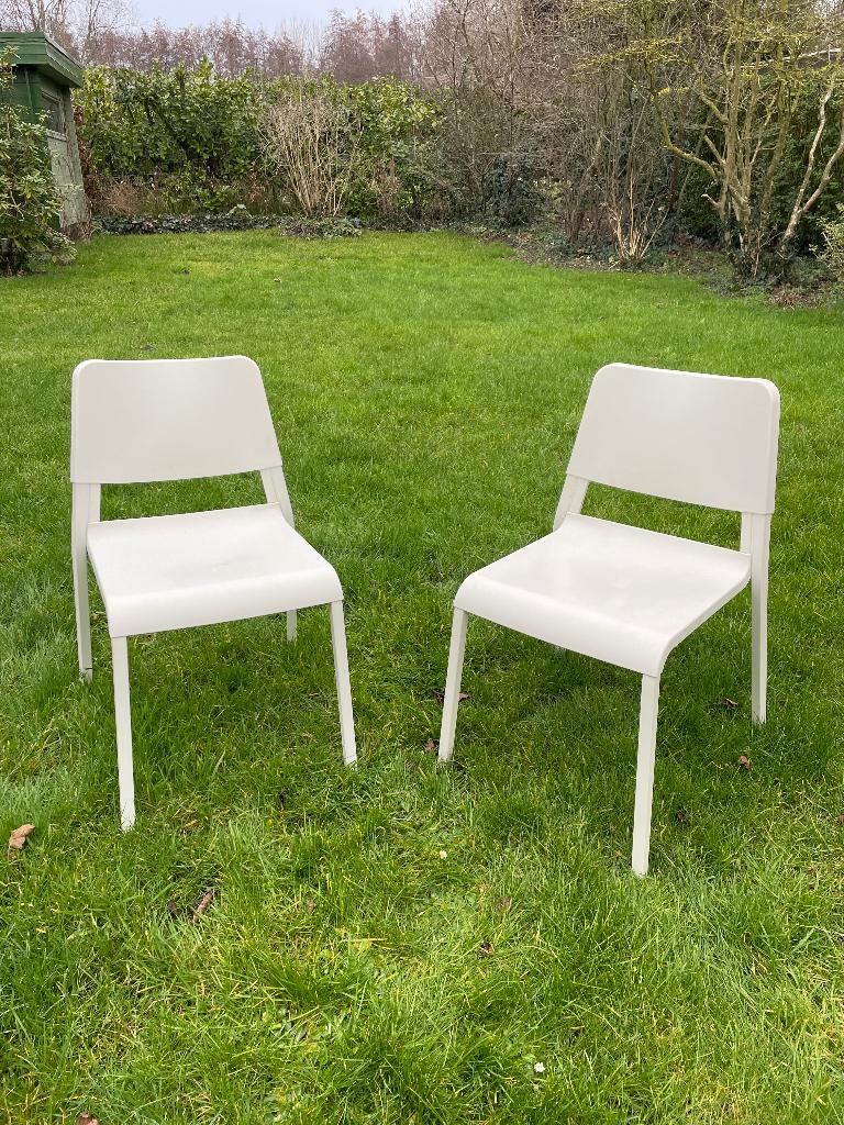 2 witte stoelen Ikea Teodores, Ophalen, Kunststof, Gebruikt, Twee