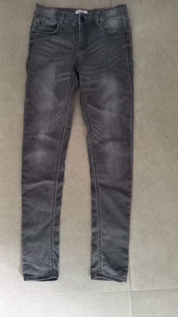Grijze jeansbroek maat 170, Kinderen en Baby's, Kinderkleding | Maat 170, Broek, Fish & Chips, Ophalen of Verzenden, Zo goed als nieuw