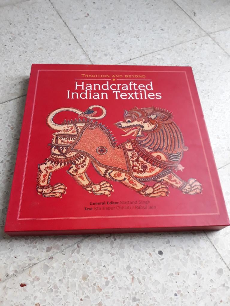 handcrafted indian textiles, Ophalen of Verzenden, Zo goed als nieuw, Grafische vormgeving