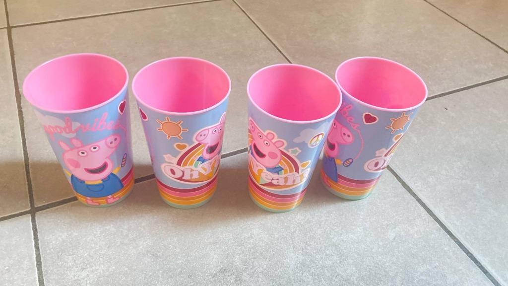 peppa pig bekers + bord, Ophalen