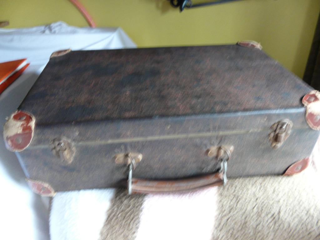 kleine oude , vintage, reiskoffer nog in goede staat, Ophalen, Overige materialen, Gebruikt, Slot