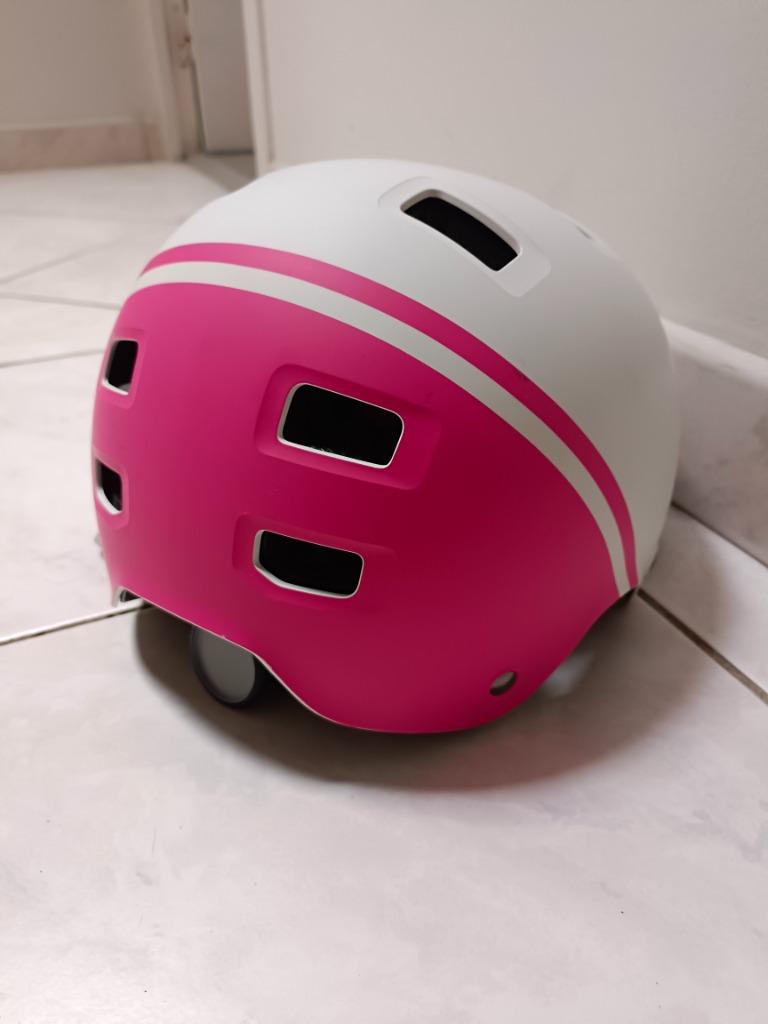 BTWIN 55-59 cm inlineskatefiets scooterhelm, Fietsen en Brommers, Fietsaccessoires | Fietshelmen, Gebruikt, Jongen of Meisje, Overige maten