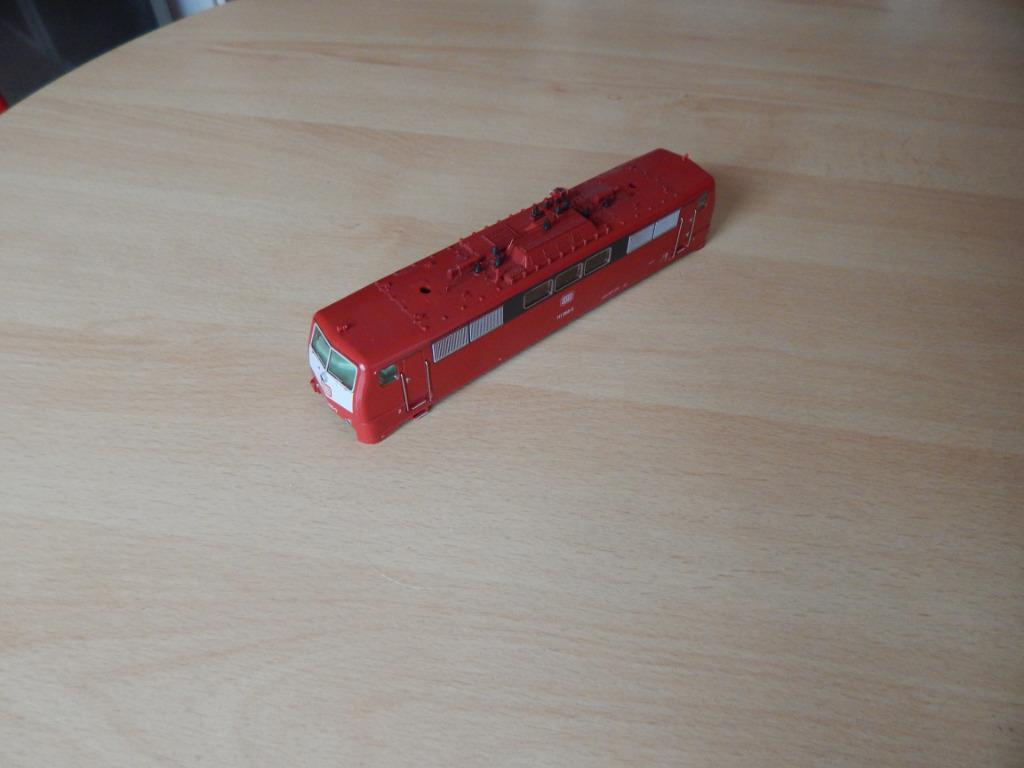 Märklin Naked Casing BR111 rouge DB du set 2662/2862, Enlèvement ou Envoi, Utilisé, Locomotive, Courant continu ou Courant alternatif