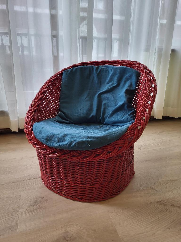 rode vintage rieten 1-zit met kussens, Antiek en Kunst, Antiek | Meubels | Stoelen en Sofa's, Ophalen