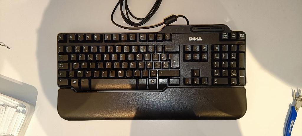 Claviers dell, Informatique & Logiciels, Azerty, Comme neuf, Enlèvement, Dell