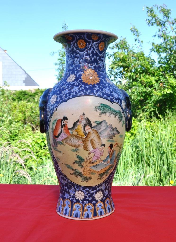 vase asiatique decor en relief et anneaux, Antiquités & Art, Enlèvement ou Envoi