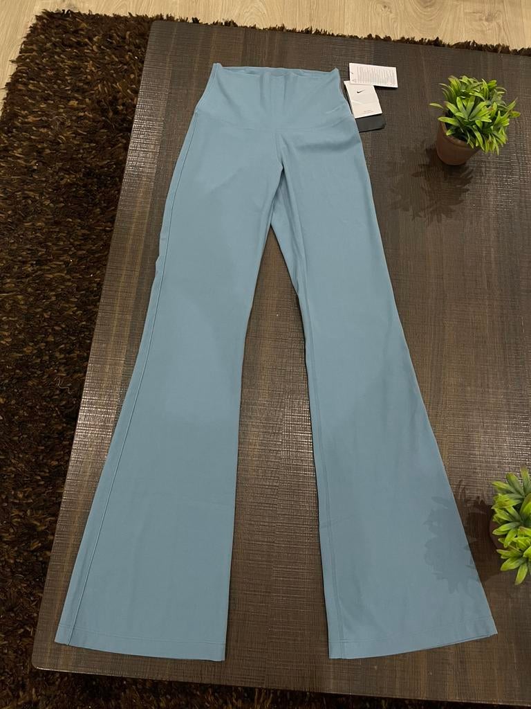 Nike Zenvy legging, Blauw, Nieuw, Ophalen of Verzenden, Maat 34 (XS) of kleiner