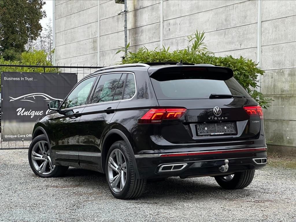VW Tiguan 1.4 eHybrid TSI R Line Autom Pano Full New Model, Autos, Volkswagen, 1395 cm³, Achat, Entreprise, Noir