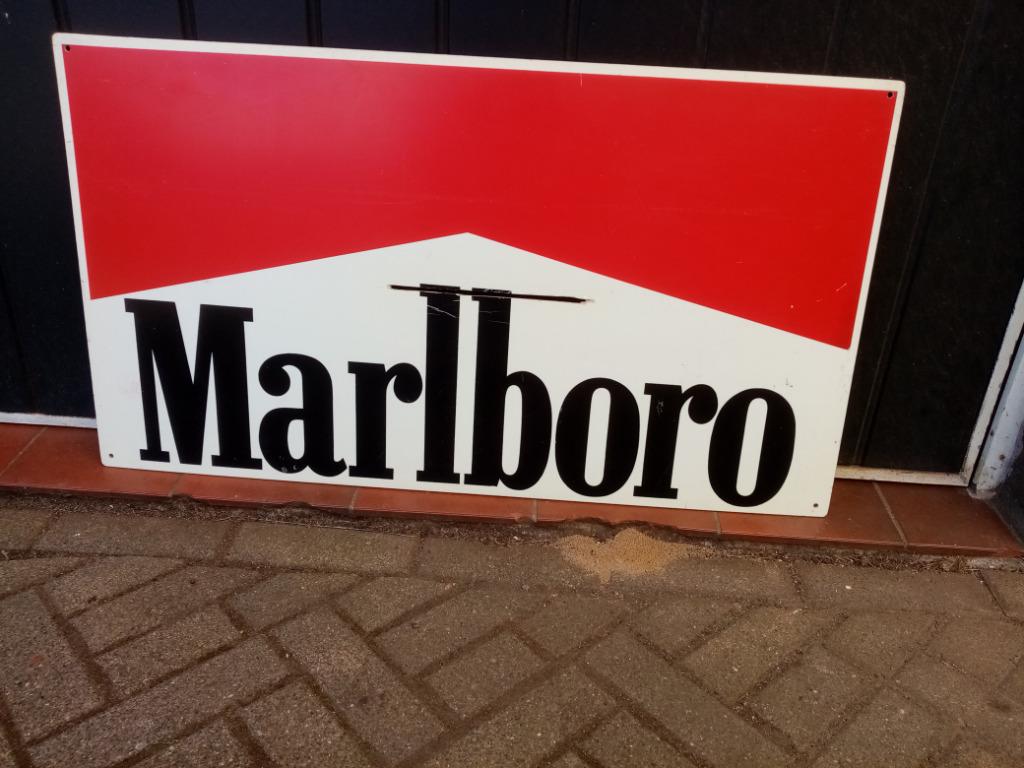 verzameling Marlboro Chesterfield, Verzamelen, Ophalen, Zo goed als nieuw