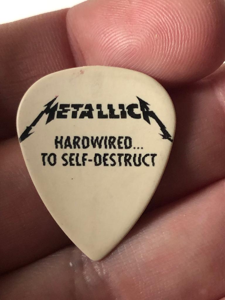 Metallica worldwired 2019 rare pointed tour  plectrum, Ophalen of Verzenden, Zo goed als nieuw