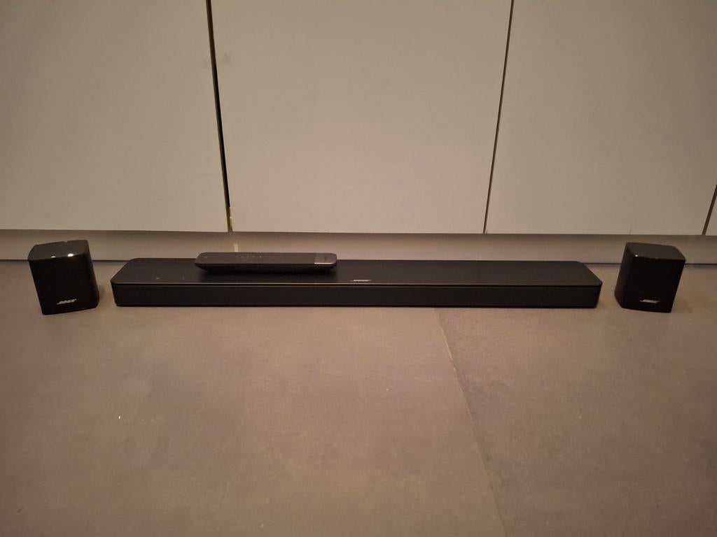 Bose soundbar 500 met 2 bose surround speakers 300, Enlèvement ou Envoi, Barre de son