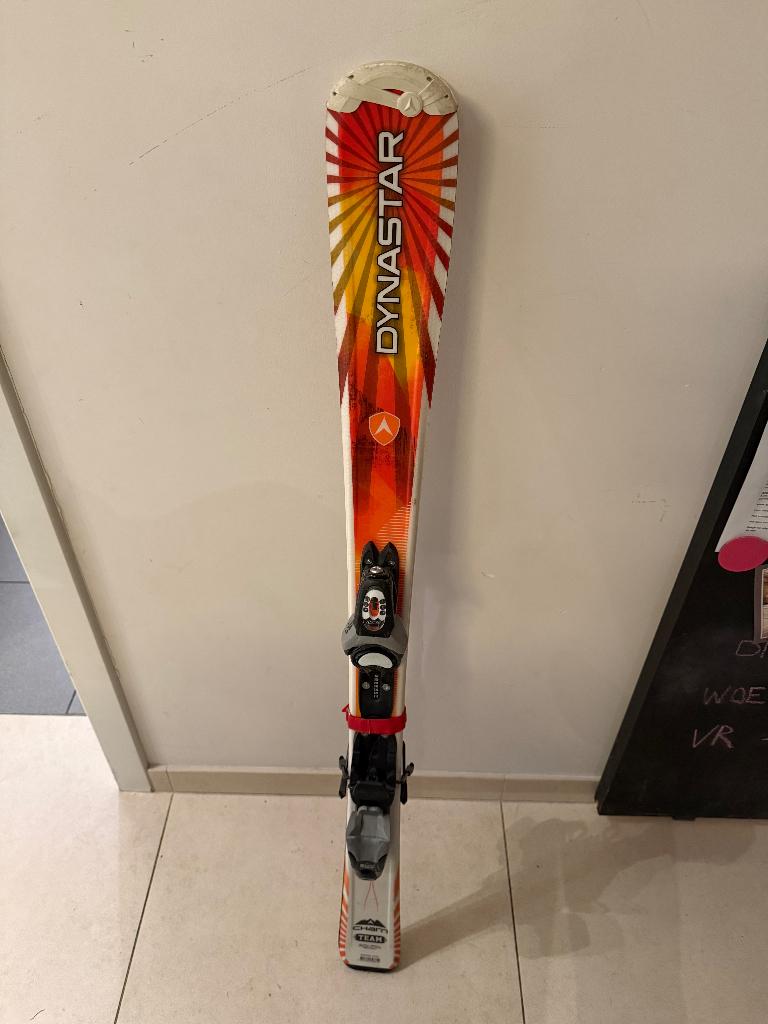 Skis Dynastar pour enfants 120 cm, Sports & Fitness, Autres marques, Carving, Skis, Enlèvement