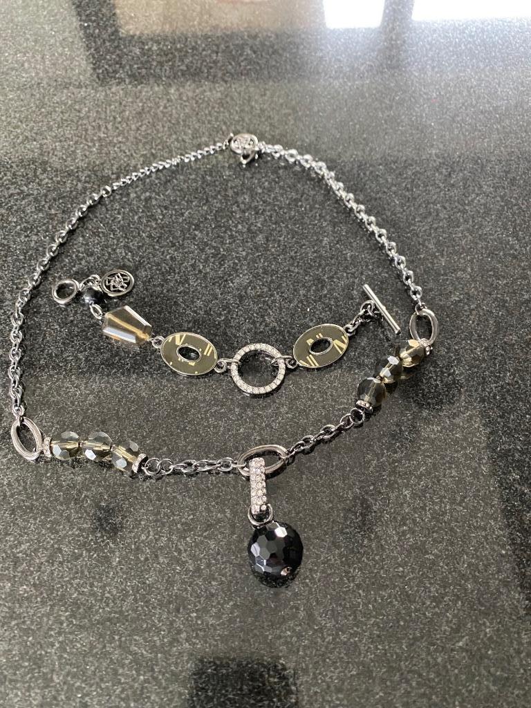 Collier + bracelet - noir, Enlèvement ou Envoi, Comme neuf, Noir, Autres matériaux