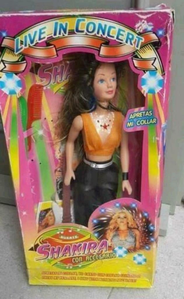 Shakira Live in Concert pop 44cm hoogte, Ophalen of Verzenden, Zo goed als nieuw