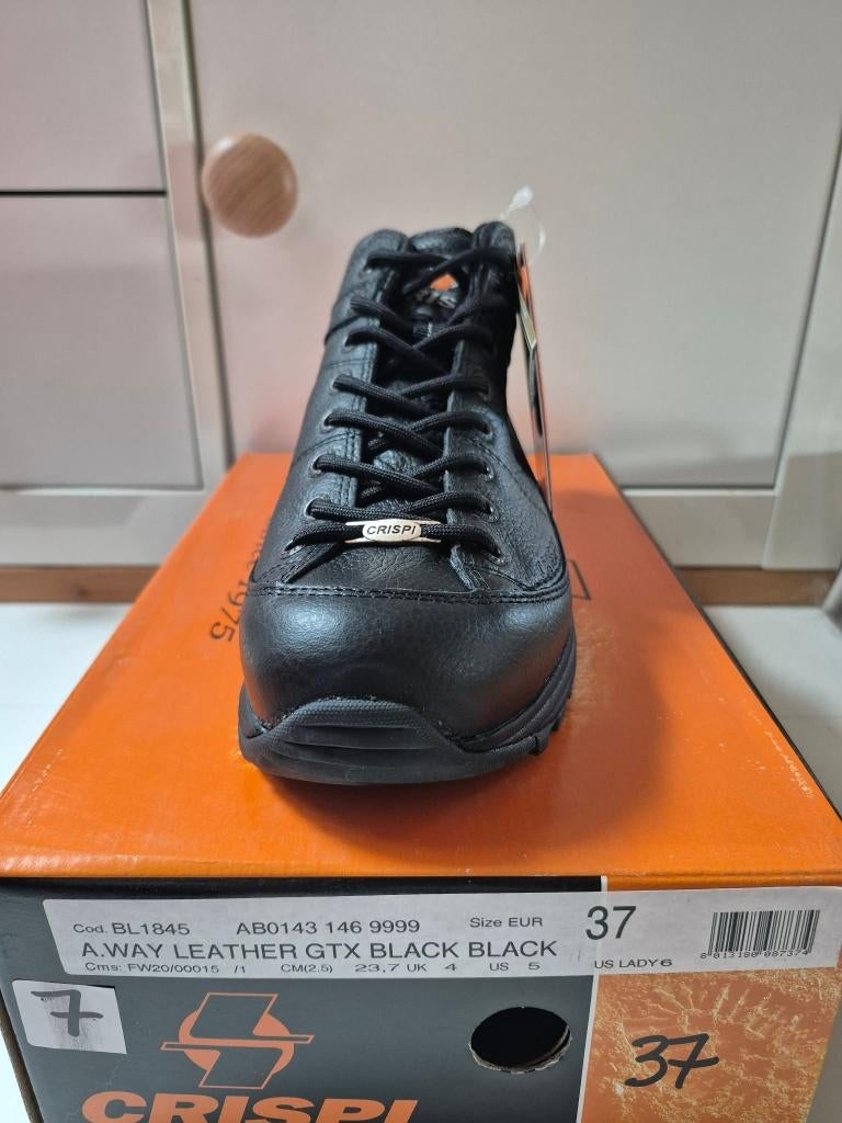 Chaussures Crispi AWAY Leather GTX Black Black P 37 Neuves, Vêtements | Femmes, Chaussures, Neuf, Boots et Botinnes, Noir, Enlèvement ou Envoi