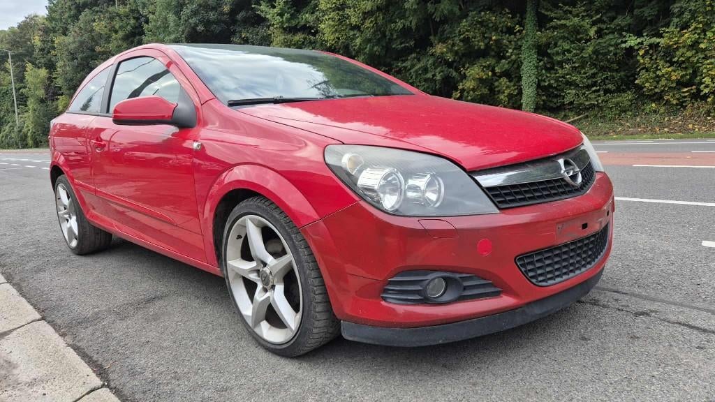 Astra 2007 : parechoc, phares,... 600€, Opel, Enlèvement, Utilisé, Capot moteur