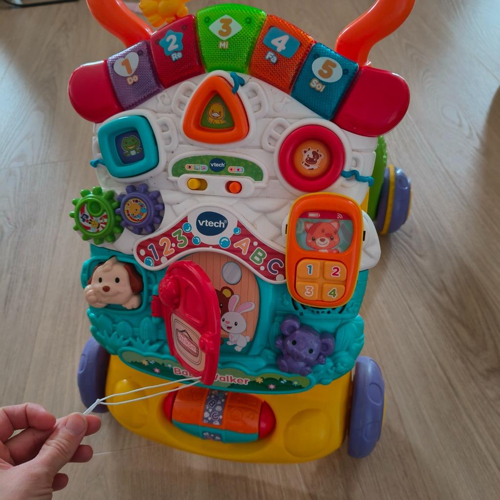 VTech babywalker, Kinderen en Baby's, Ophalen, Zo goed als nieuw, 6 maanden tot 2 jaar