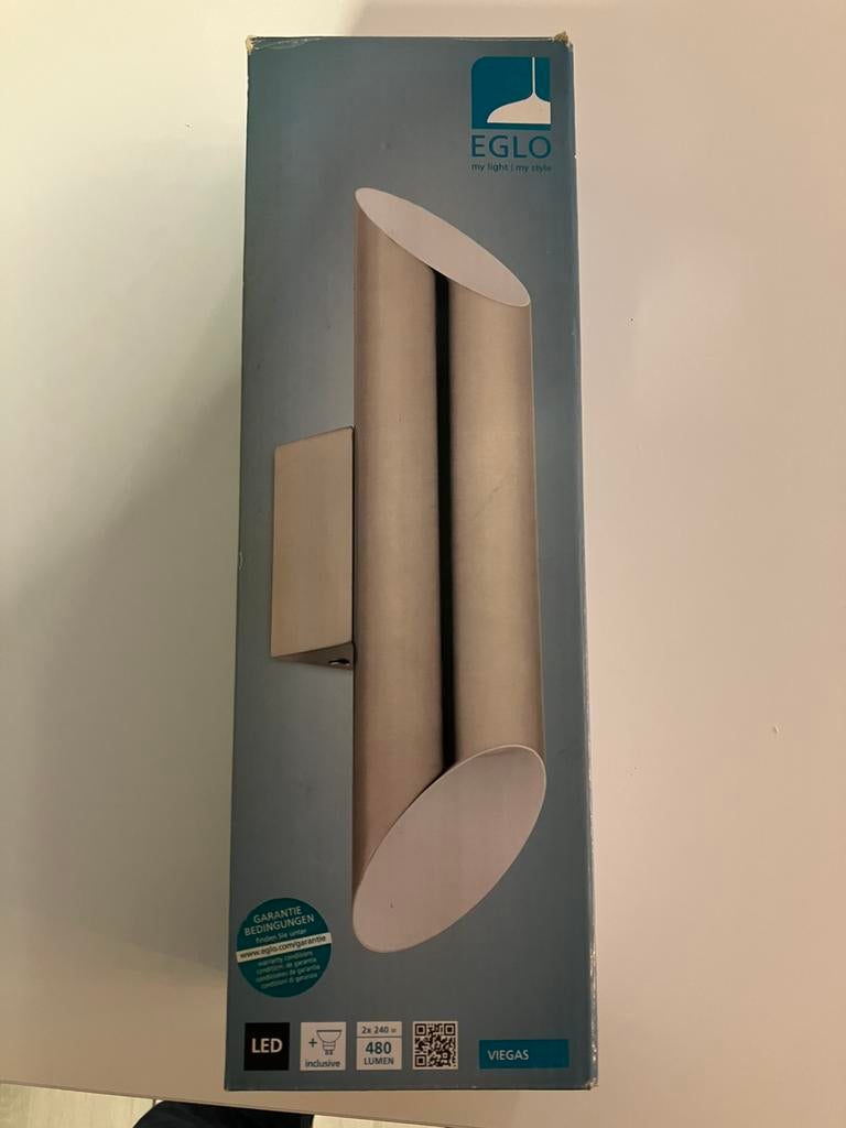 Lampe led viegas de la marque Eglo, 25€ pc ou 80€ les 4, Enlèvement, Comme neuf