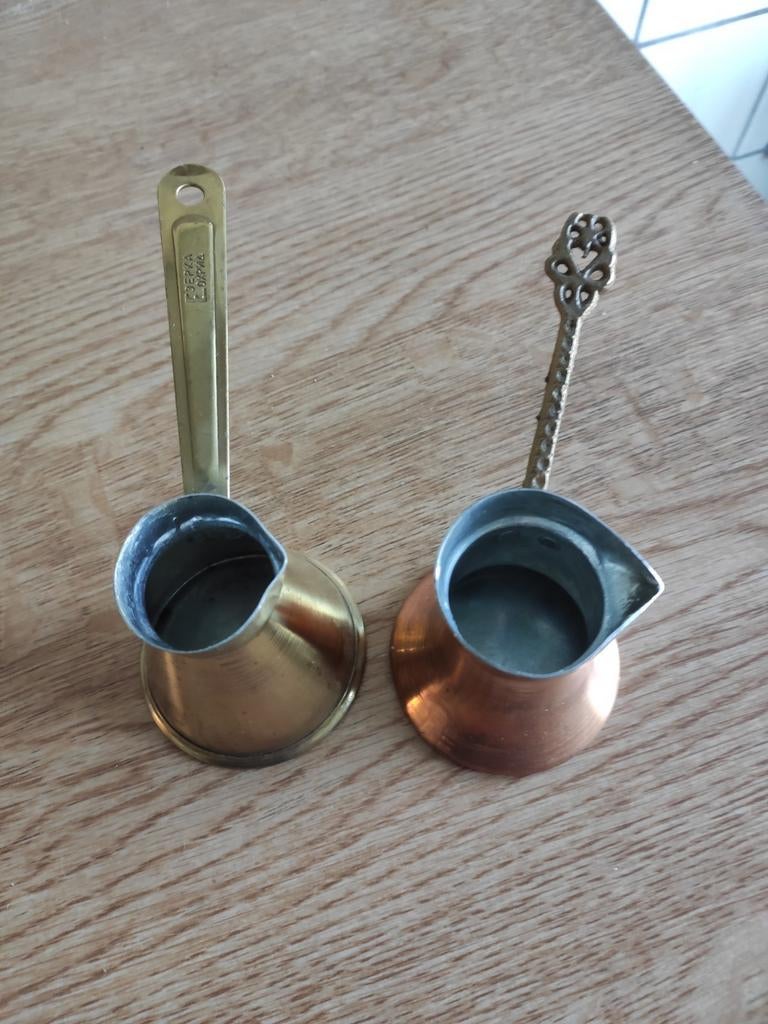Anciens accessoires pour café oriental, Comme neuf