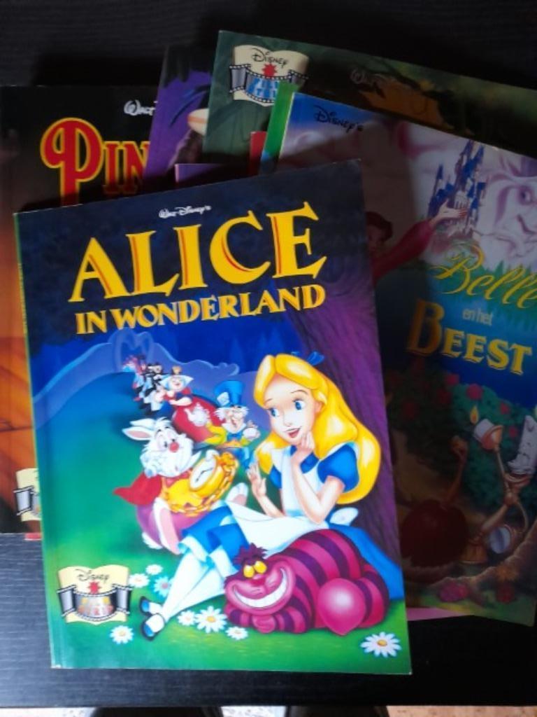 Walt Disney’s film strips., Boeken, Ophalen, Zo goed als nieuw