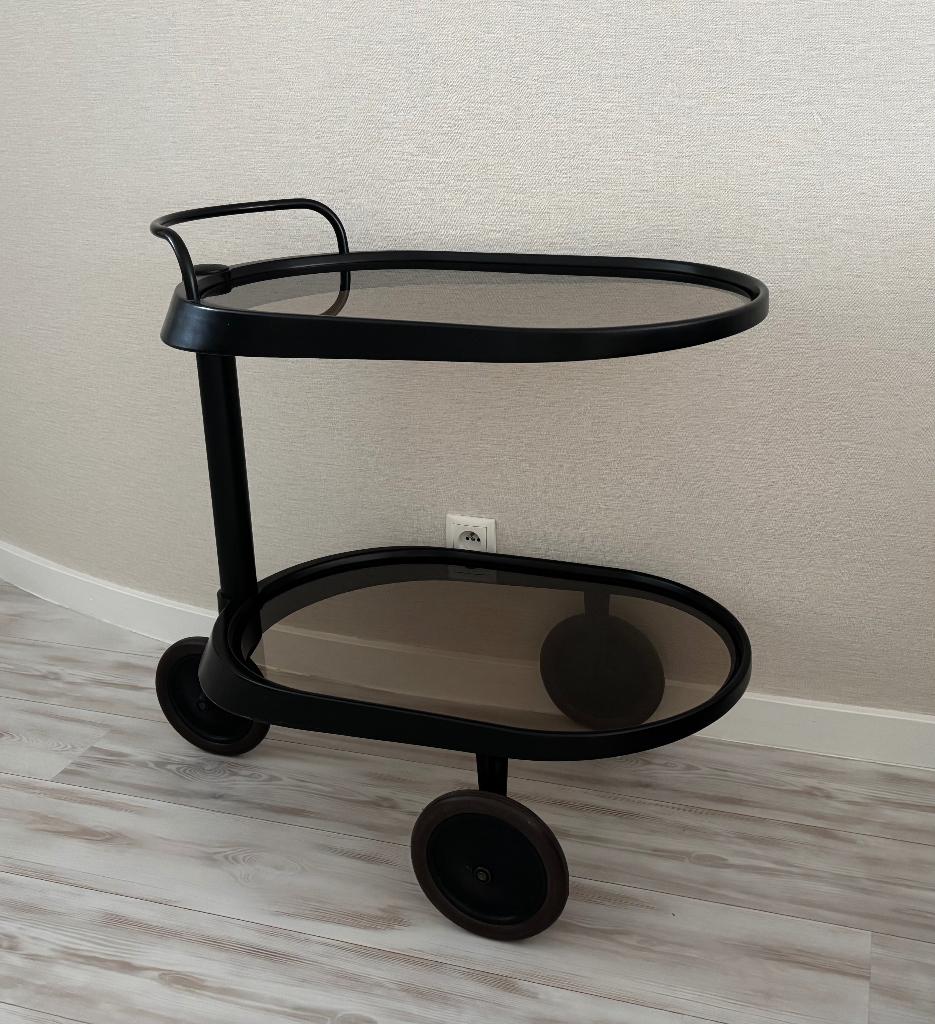 Chariot de service Enzo Mari, Enlèvement