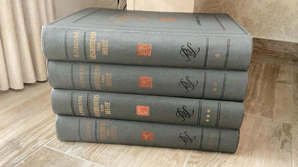 Henri Pirenne - l'histoire de la Belgique, Livres, Enlèvement ou Envoi, Comme neuf