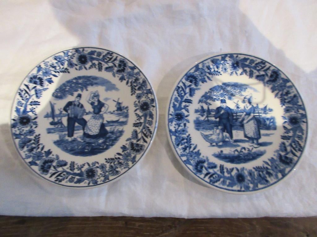 2 oude borden MAASTRICHT FANTASIE en BLAUW DELFT vintage, Antiek en Kunst, Ophalen