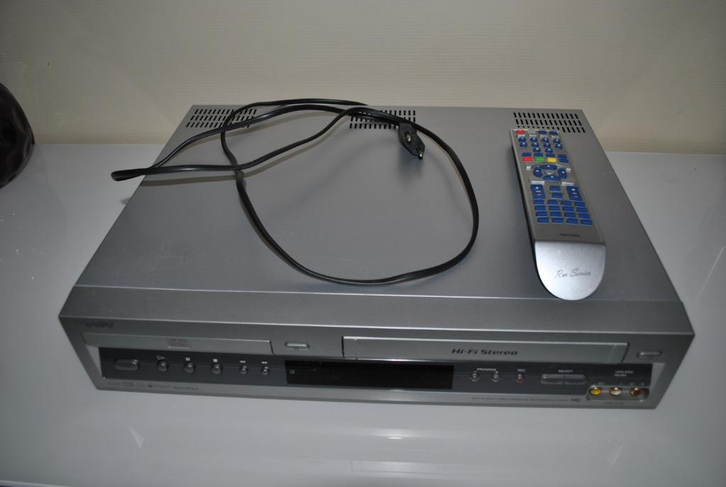 Sony SLV-D900E Lecteur/graveur K7 VHS + Lecteur DVD, Ophalen, Gebruikt, VHS-speler of -recorder
