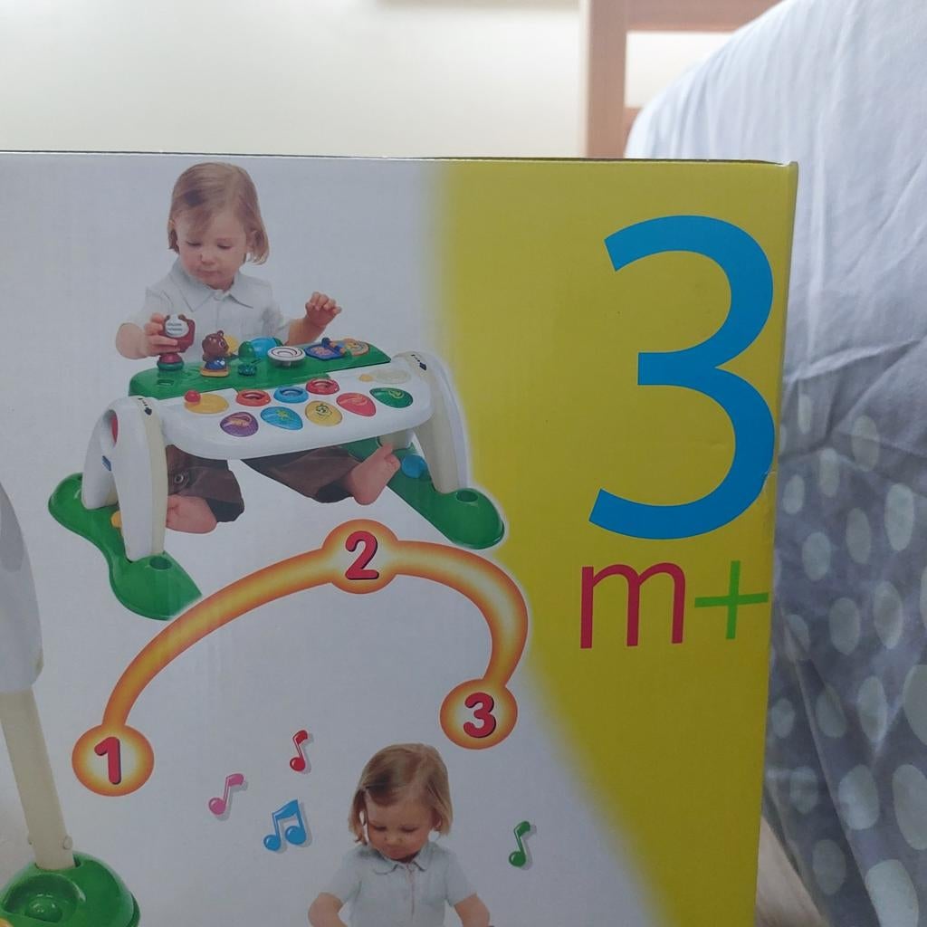 2 stuks :Tafel kindjes 3 maand + paardje voor  12-36 maand, Ophalen