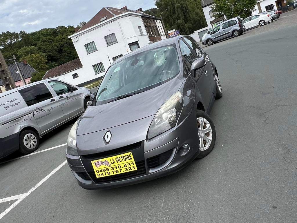 Renault Scenic 1.5dci 2009année 78kw 261000km 0032478767323, Autos, Renault, Argent ou Gris, Achat, Entreprise, Boîte manuelle