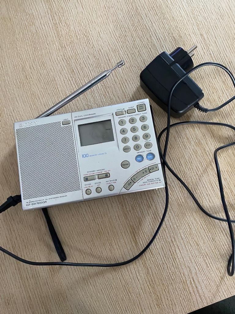 Radio mondiale SONY, Ophalen of Verzenden, Radio