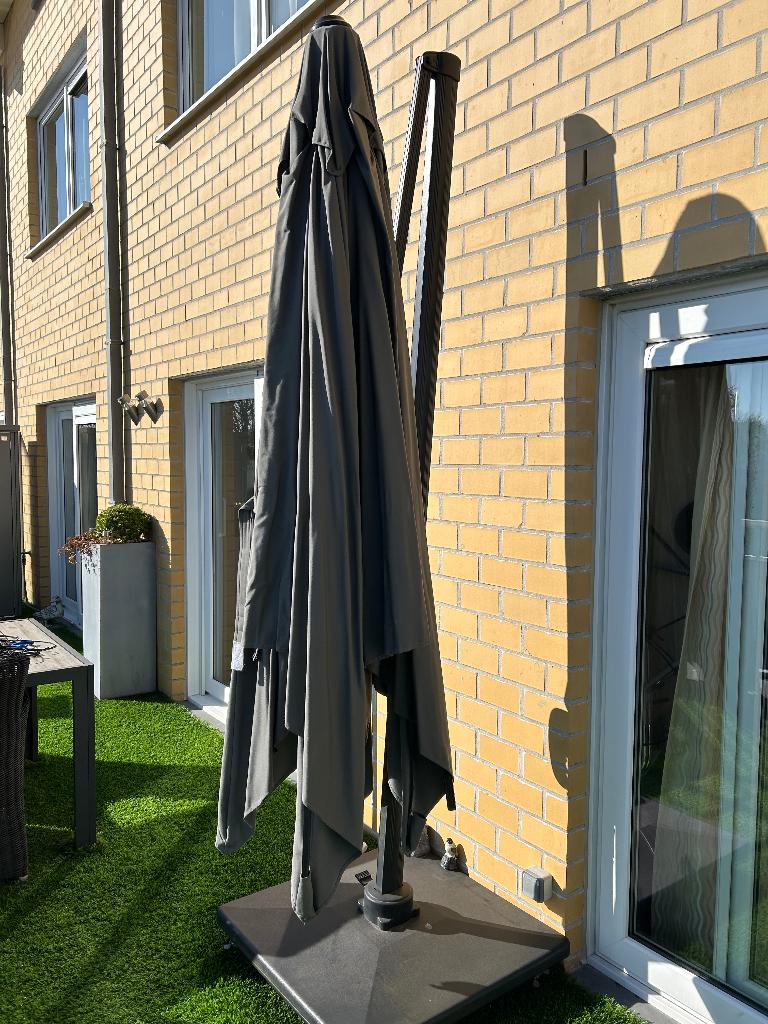 Parasol pendant avola TILT NOIR-gris 3m x 3m, 3 à 4 mètres, Étanche, Comme neuf, Parasol flottant