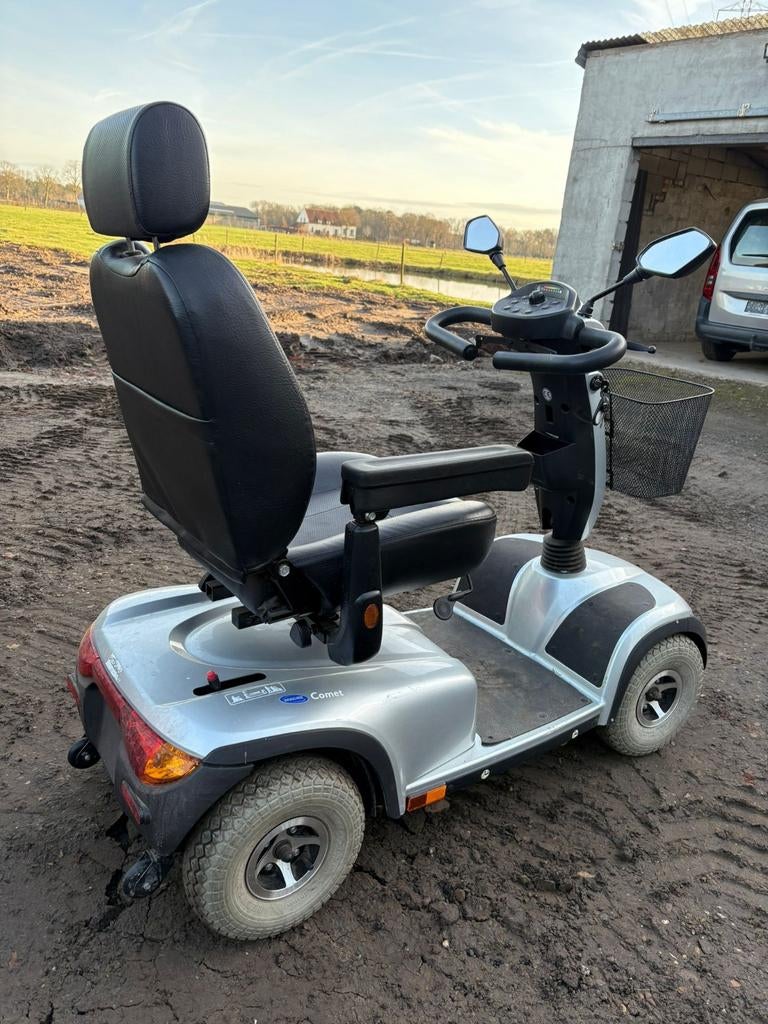 Scootmobiel te koop - pas voorzien van nieuwe batterij, Ophalen, Gebruikt