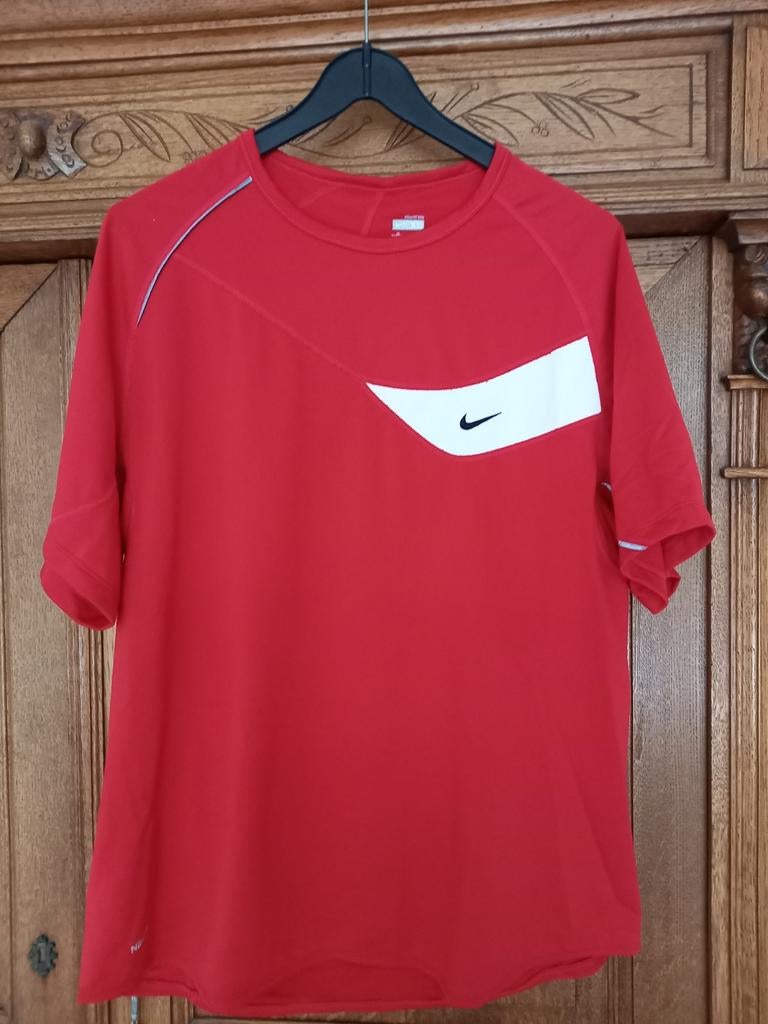 T-shirt Nike de sport, Kleding | Heren, Sportkleding, Ophalen, Nike, Maat 56/58 (XL), Zo goed als nieuw